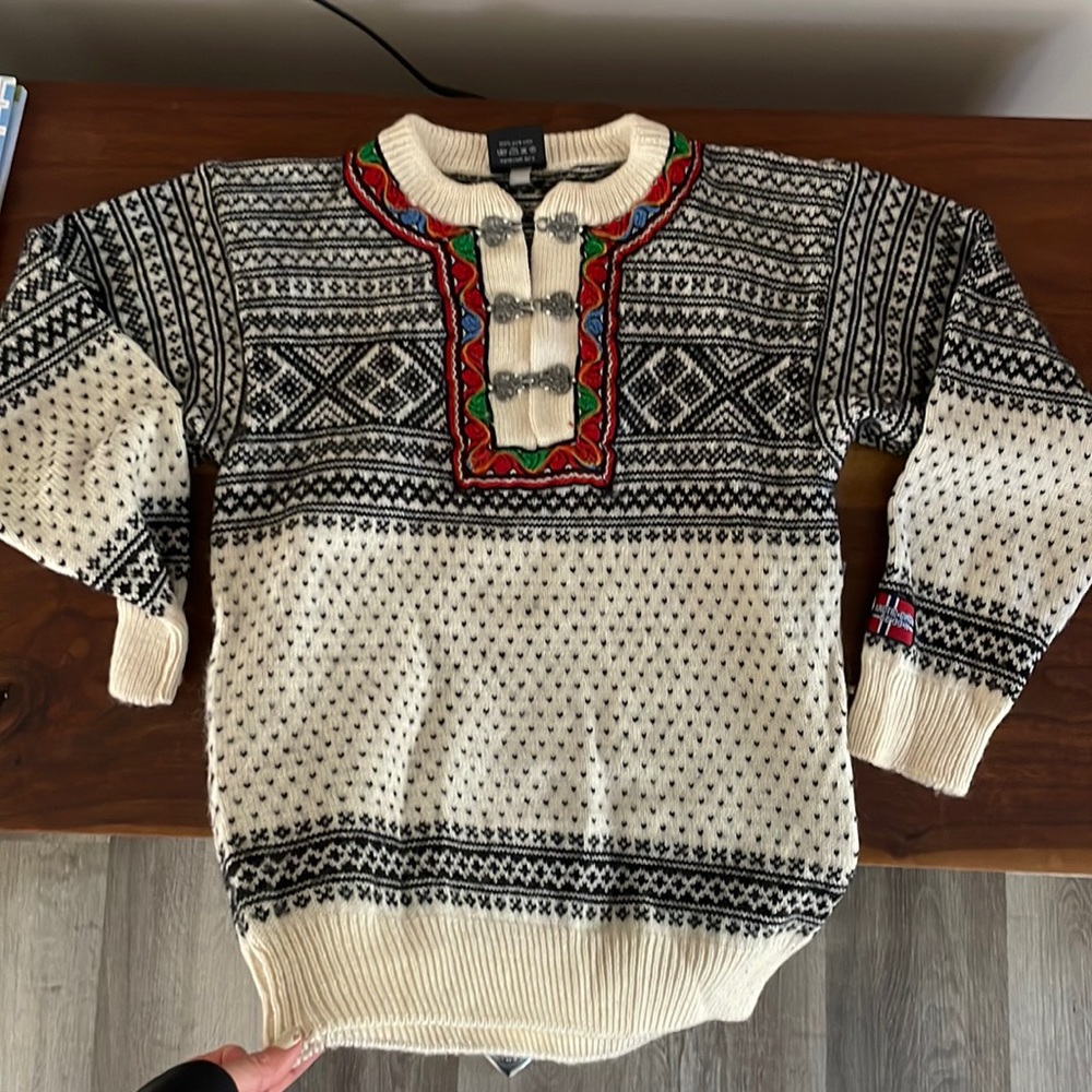 Norwegian wool sweater from Norway size small